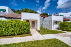 243 NW 36th Ave, Deerfield Beach, FL 33442, Sold 02/07/22
