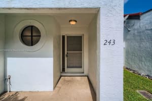 243 NW 36th Ave, Deerfield Beach, FL 33442, Sold 02/07/22