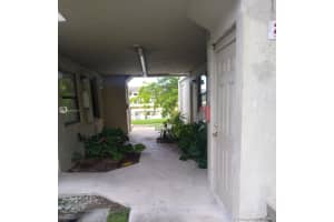 475 NW 210th St, Miami, FL 33169, Sold 01/28/22