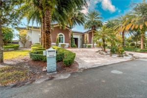9998 NW 26th St, Doral, FL 33172, Sold 12/13/21