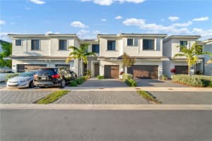 10859 SW 235th Ln, Princeton, FL 33032, Sold 12/15/21