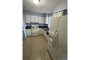 6115 NW 186th St, Hialeah, FL 33015, Sold 04/15/22