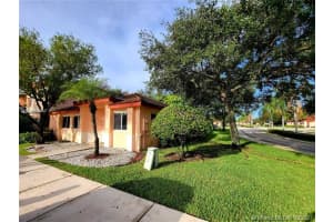 650 208th Cir, Pembroke Pines, FL 33029, Sold 12/03/21