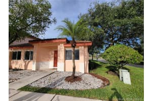 650 208th Cir, Pembroke Pines, FL 33029, Sold 12/03/21