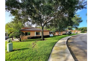 650 208th Cir, Pembroke Pines, FL 33029, Sold 12/03/21