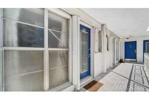 1340 Lincoln Rd, Miami Beach, FL 33139, Sold 01/13/22