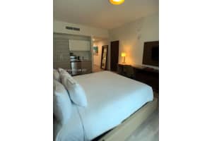 777 N Ocean Dr s407, Hollywood, FL 33019, Sold 01/07/22