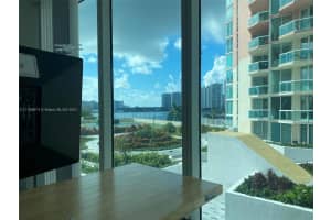 3370 Hidden Bay Dr, Aventura, FL 33180, Sold 01/14/22