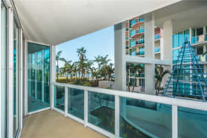 3370 Hidden Bay Dr, Aventura, FL 33180, Sold 01/14/22