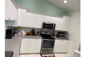 5201 SW 31st Ave, Fort Lauderdale, FL 33312, Sold 12/08/21