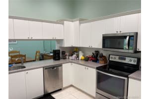 5201 SW 31st Ave, Fort Lauderdale, FL 33312, Sold 12/08/21