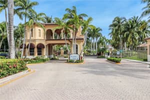 1505 Breakwater Terrace, Hollywood, FL 33019, Sold 12/03/21