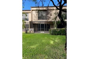 3853 Estepona Ave, Doral, FL 33178, Sold 01/20/22