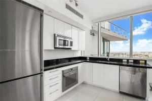 92 SW 3rd St, Miami, FL 33130, Sold 02/01/22