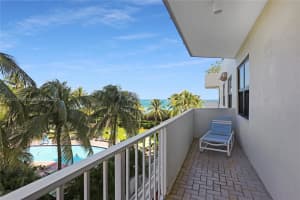 4301 Collins Ave, Miami, FL 33140, Sold 12/20/21
