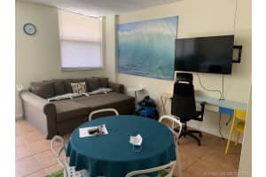 4747 Collins Ave, Miami, FL 33140, Sold 04/18/22