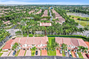 5041 NW 114th Ct, Doral, FL 33178, Sold 12/17/21