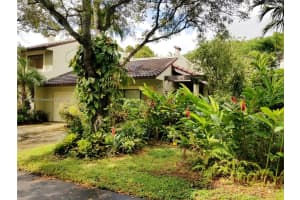 3687 Estepona Ave, Doral, FL 33178, Sold 11/22/21