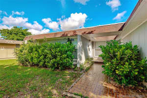 7011 NW 64th St, Tamarac, FL 33321, Sold 12/03/21