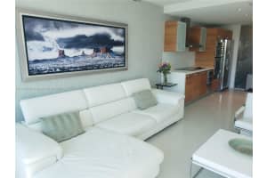 2950 NE 188th St, Aventura, FL 33180, Sold 11/08/21