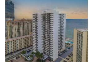 3140 S Ocean Dr, Hallandale Beach, FL 33009, Sold 02/10/22