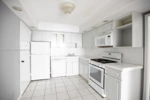3140 S Ocean Dr, Hallandale Beach, FL 33009, Sold 02/10/22