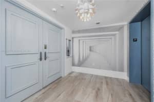 400 Alton Rd, Miami Beach, FL 33139, Sold 11/12/21