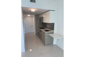 3301, 1300 Brickell Bay Dr #3505, Miami, FL 33131, Sold 11/15/21
