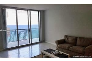 5825 Collins Ave # Ph1-J, Miami Beach, FL 33140, Sold 12/31/21