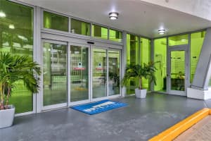 3029 NE 188th St, Aventura, FL 33180, Sold 02/04/22