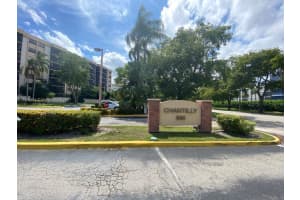 900 NE 195th St, Miami, FL 33179, Sold 12/21/21