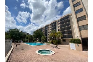 900 NE 195th St, Miami, FL 33179, Sold 12/21/21