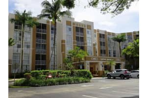 9805 NW 52nd St, Doral, FL 33178, Sold 12/15/21