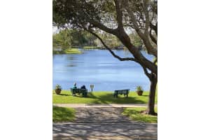 7903 SW 105th Ave, Miami, FL 33173, Sold 12/03/21