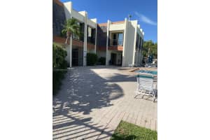 7903 SW 105th Ave, Miami, FL 33173, Sold 12/03/21
