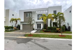 7478 NW 99 Ave, Doral, FL 33178, Sold 12/09/21