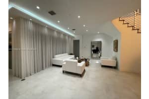 7478 NW 99 Ave, Doral, FL 33178, Sold 12/09/21