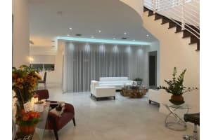 7478 NW 99 Ave, Doral, FL 33178, Sold 12/09/21