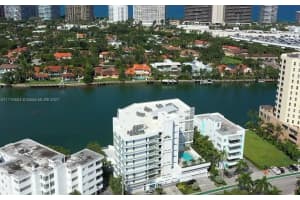 9821 E Bay Harbor Dr, Bay Harbor Islands, FL 33154, Sold 01/07/22