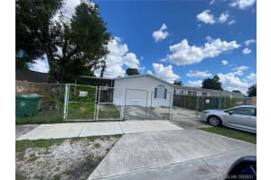 710 SW 134th Terrace, Davie, FL 33325, Sold 11/01/21