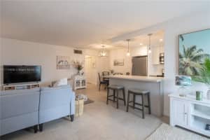 1340 Lincoln Rd, Miami Beach, FL 33139, Sold 02/22/22