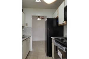 7220 NW 179th St, Hialeah, FL 33015, Sold 03/08/22