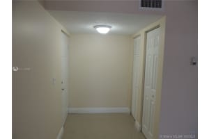 2640 S University Dr, Davie, FL 33328, Sold 11/30/21