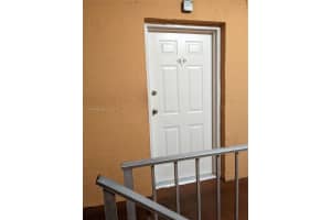 9467 SW 76th St APT Q8, Miami, FL 33173, Sold 12/06/21