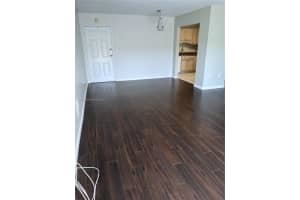 9467 SW 76th St APT Q8, Miami, FL 33173, Sold 12/06/21