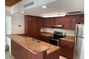 6440 Sawmill Ln, Hialeah, FL 33014, Sold 12/08/21