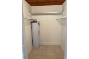 6440 Sawmill Ln, Hialeah, FL 33014, Sold 12/08/21