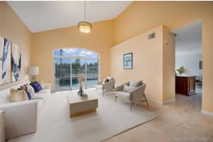 19010 NW 10th St, Pembroke Pines, FL 33029, Sold 11/23/21