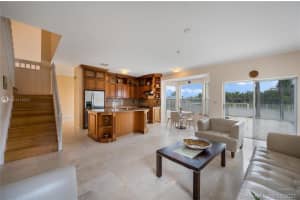 19010 NW 10th St, Pembroke Pines, FL 33029, Sold 11/23/21