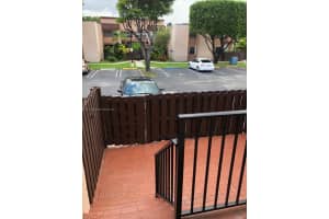 425 W Park Dr, Miami, FL 33172, Sold 12/17/21